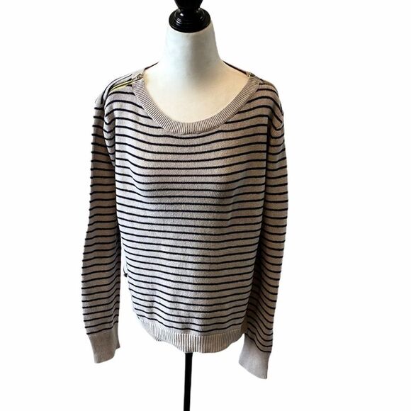 AMERICAN EAGLE Striped Knit Cream & Navy Sweater - Picture 1 of 8